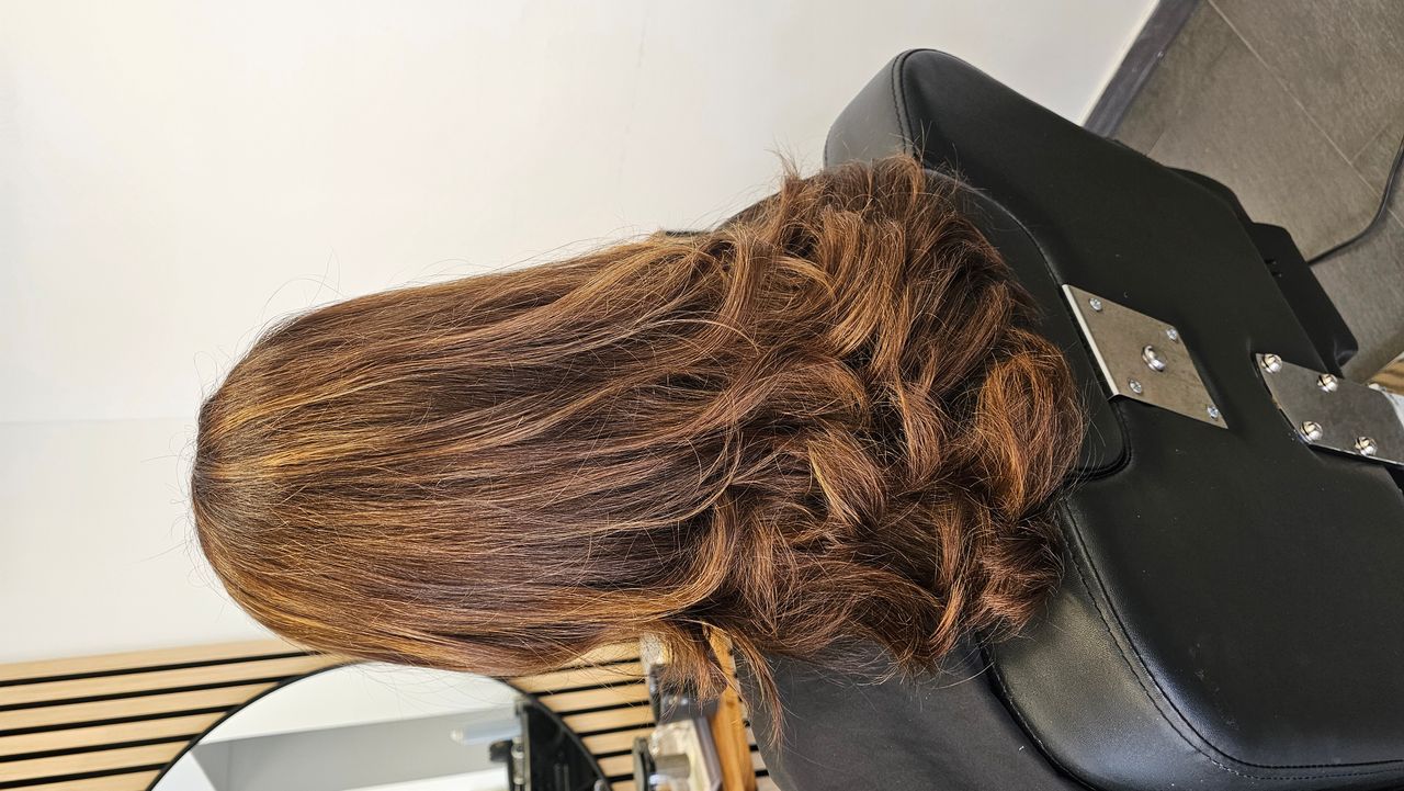 Kammsträhnen von Karmer Hair Kammsträhnen geföhnt und gestylt