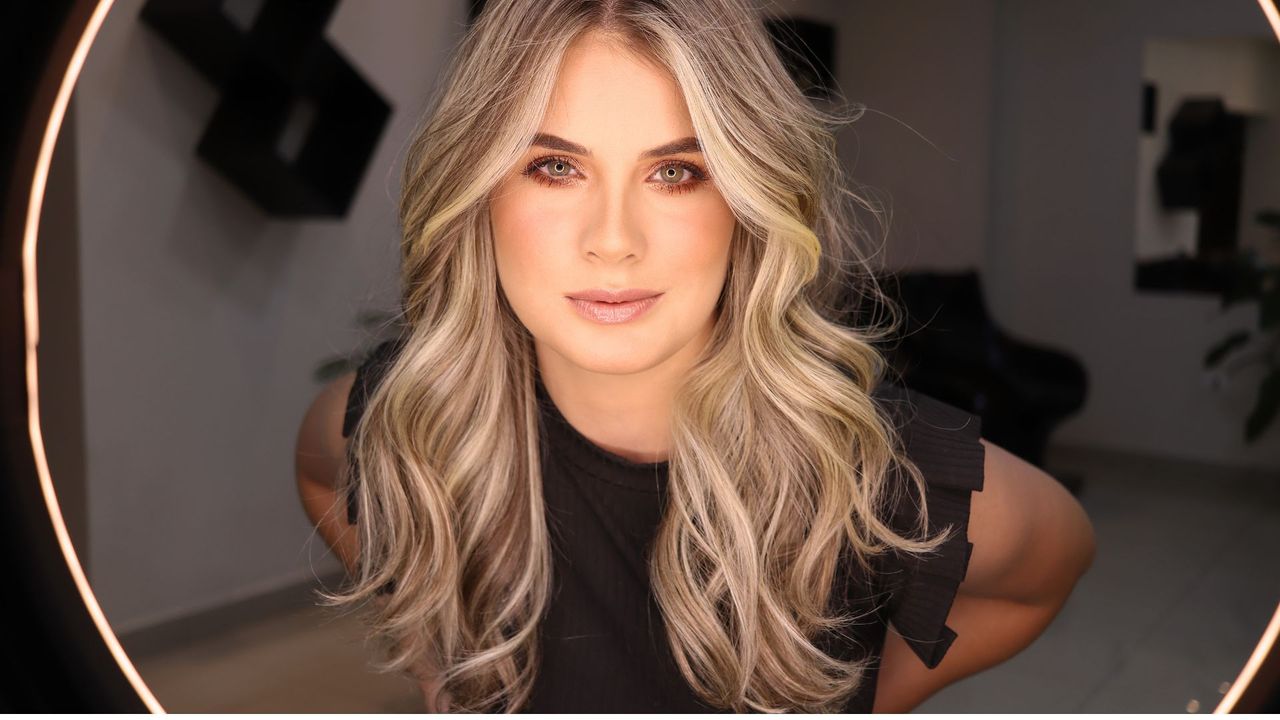 Face-Framing mit Highlights im Haar