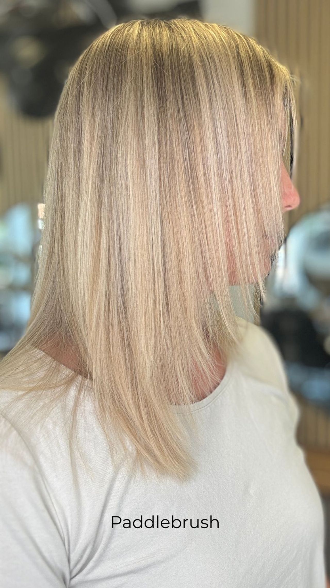 Shark Flex-Style mit der Paddlebrush geföhnt