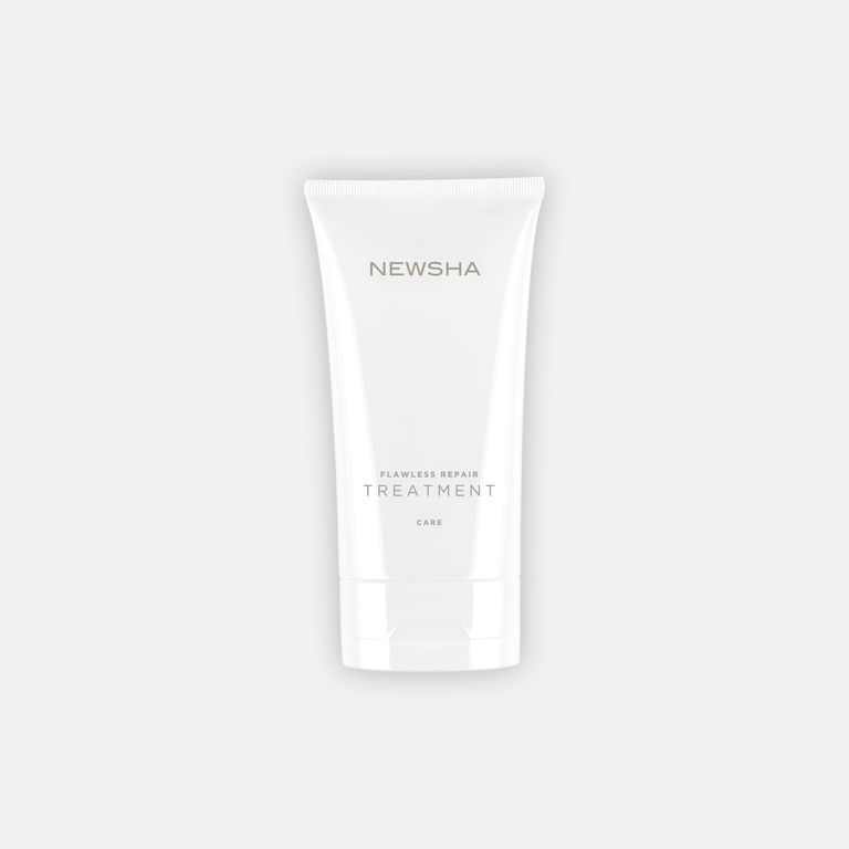 NEWSHA Flawless Repair Treatment 150 ml (Copyright: NEWSHA)